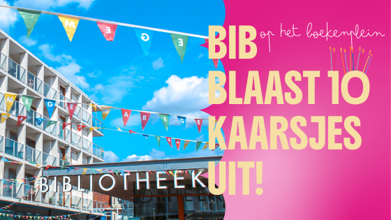 Gevel bib met feestvlaggen: bib blaast 10 kaarsjes uit
